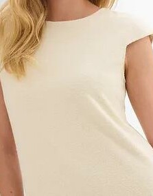 SUKIENKA PLUS SIZE MIDI Z OKRĄGŁYM DEKOLTEM I KRÓTKIM RĘKAWEM