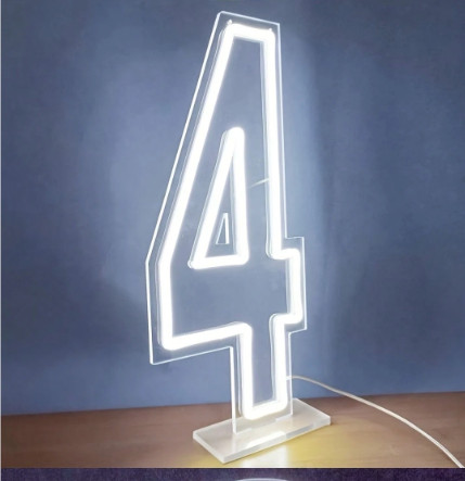 lampka nocna cyfra 4