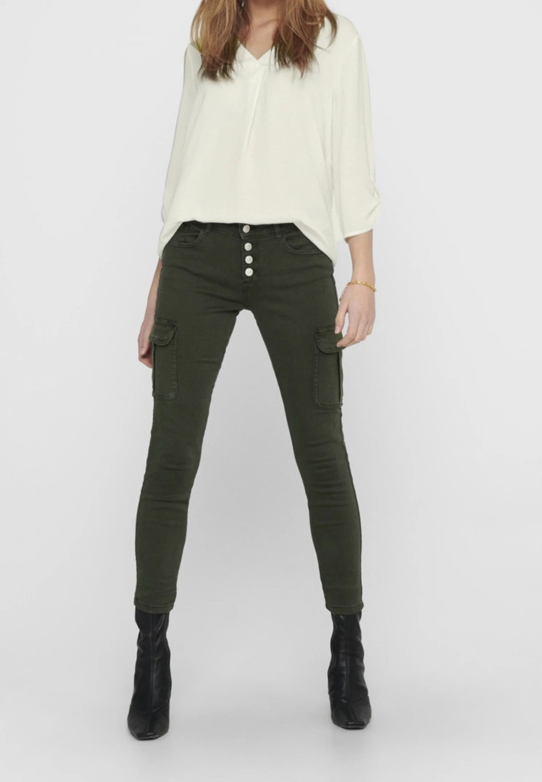 luźna bluzka v neck