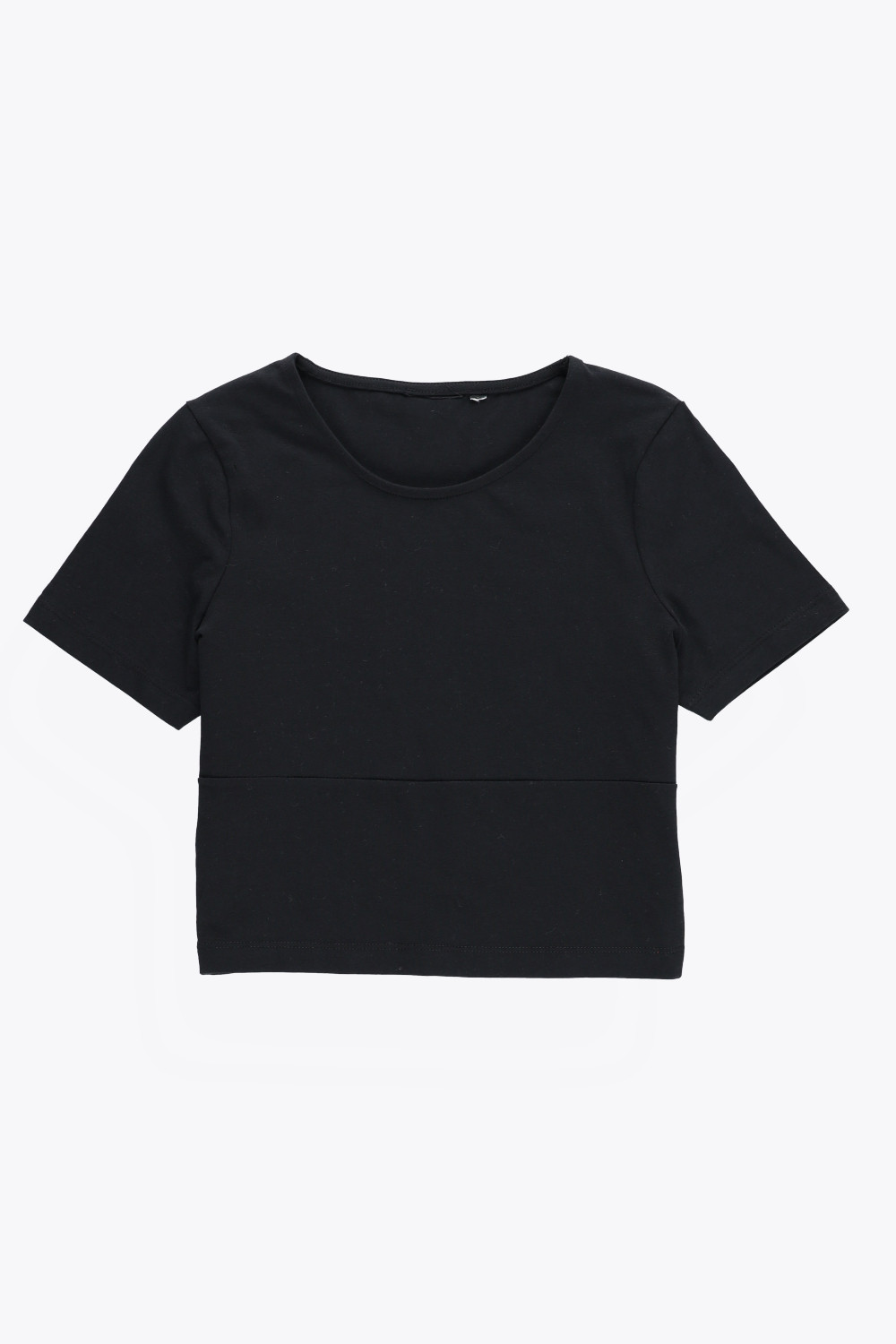 czarny crop top z krótkim rękawem