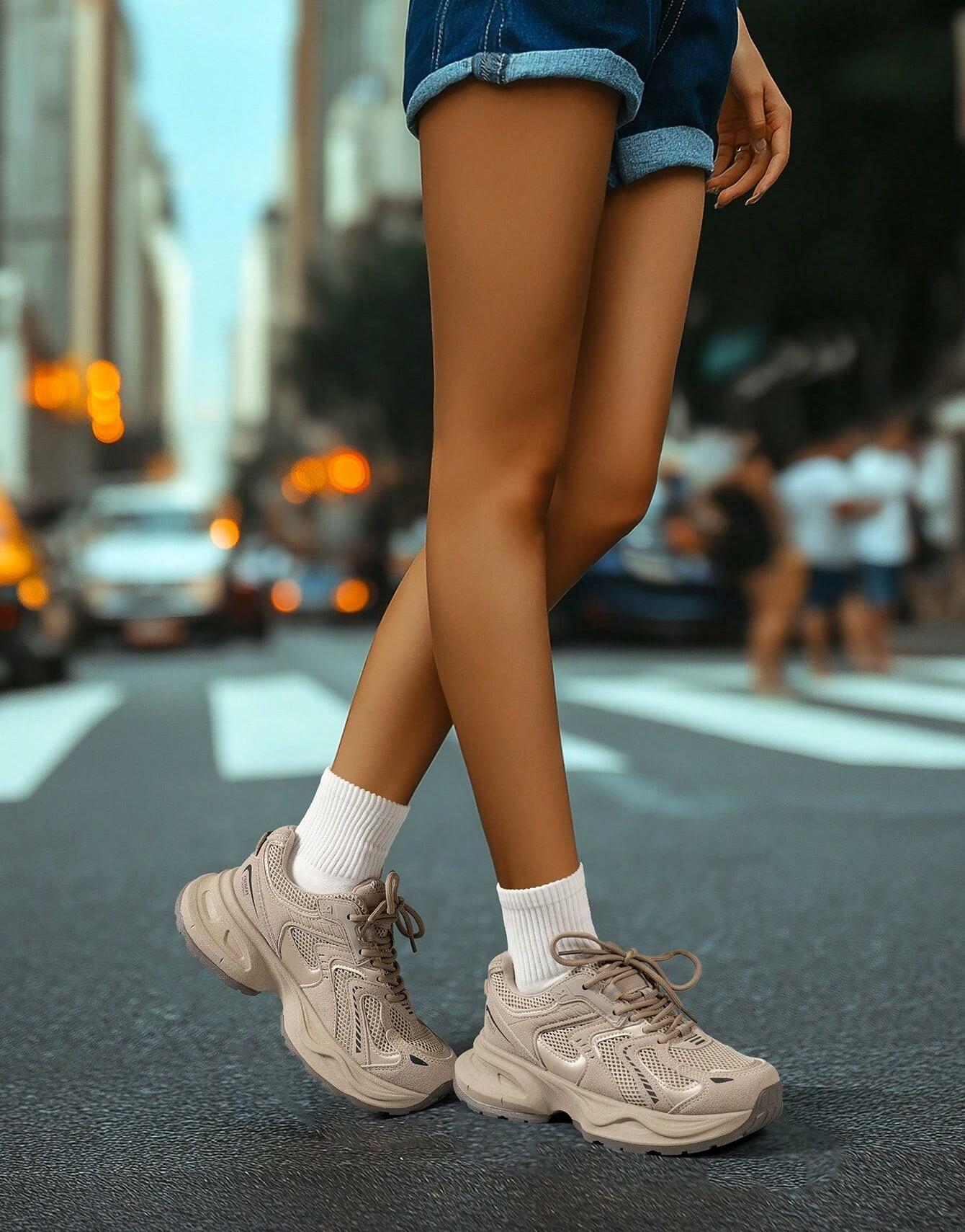 sznurowane BUTY SPORTOWE
