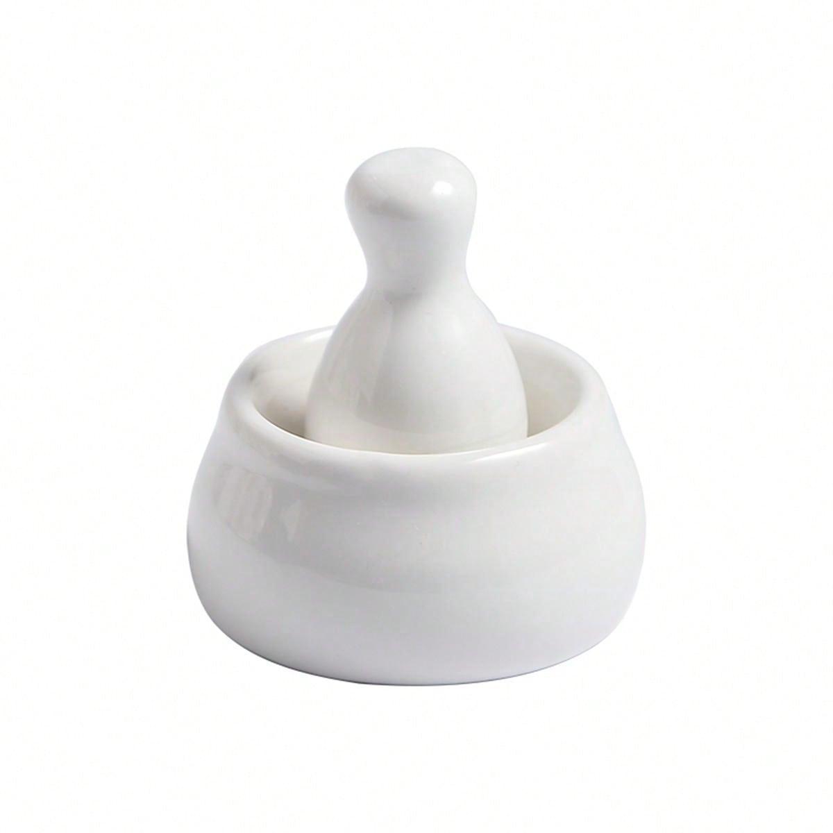 biały ceramiczny moździerz