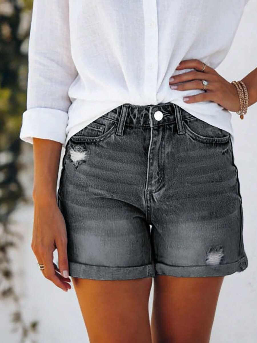 krótkie spodenki z przetarciami jeans