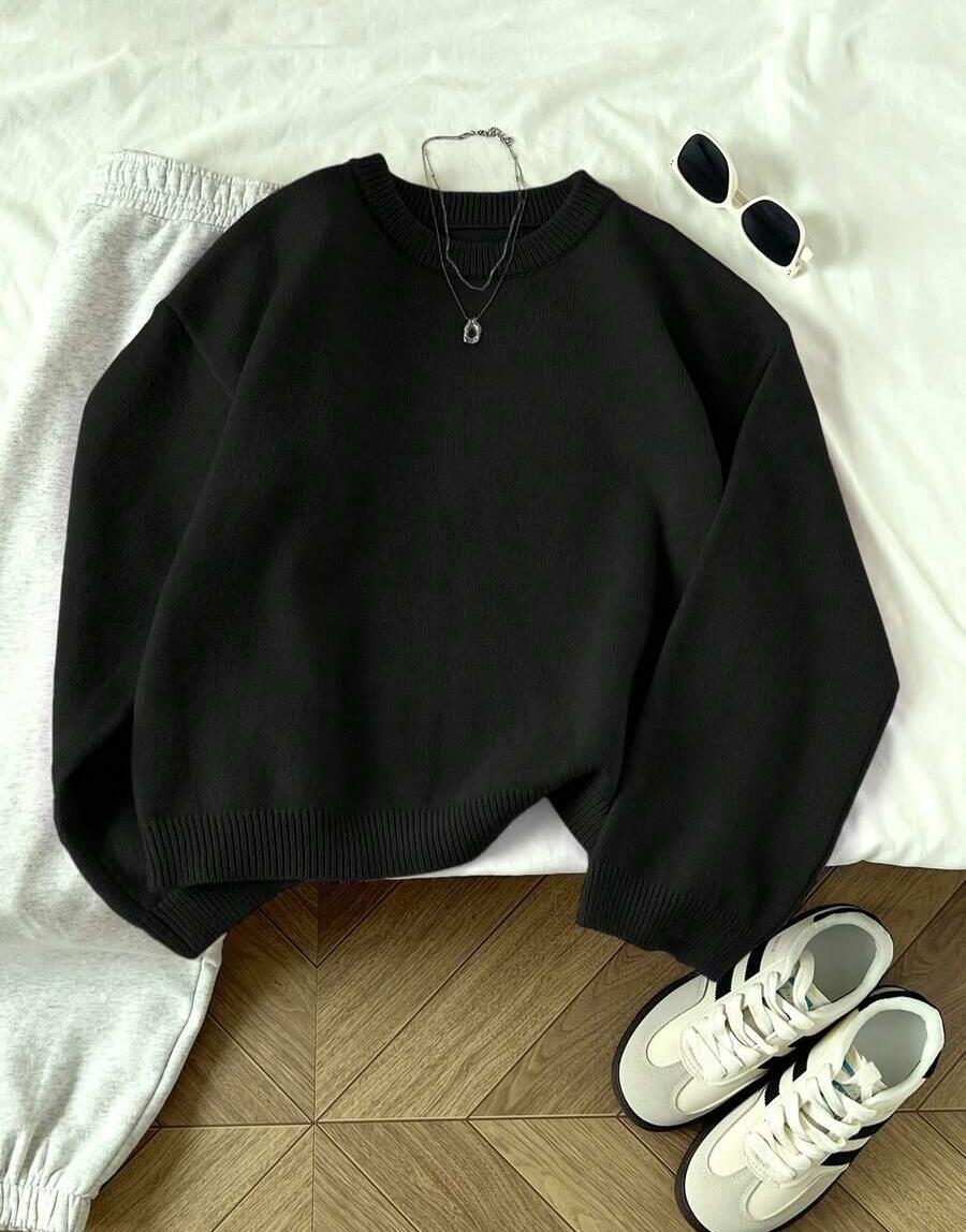 CZARNY SWETER OVERSIZE OKRĄGŁY DEKOLT