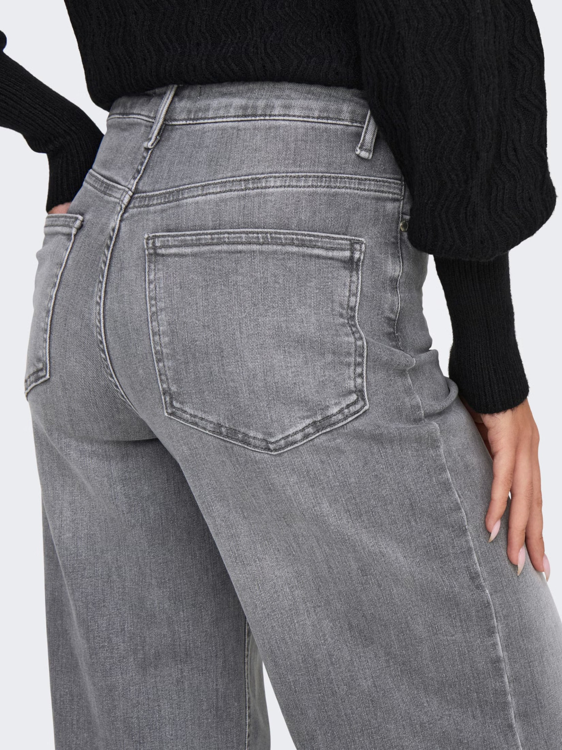 szare spodnie jeans wide leg