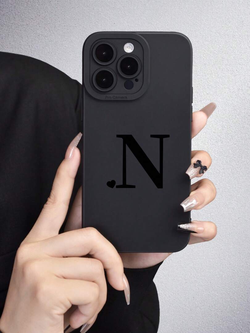 czarne etui plecki iPhone 13