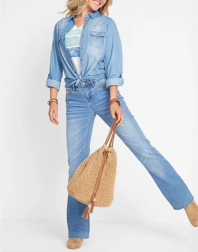 JEANSY TYPU BOOTCUT