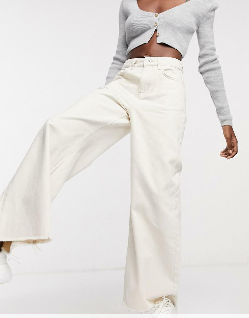 KREMOWE SPODNIE JEANS