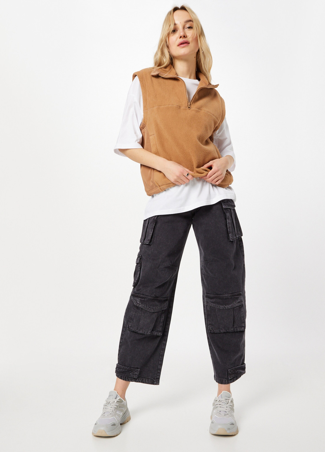 SPODNIE JEANS KIESZENIE