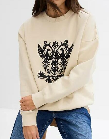 BLUZA Z NADRUKIEM 