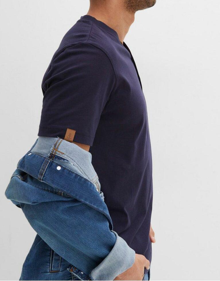 T-SHIRT PLUS SIZE DEKOLT V BAWEŁNA