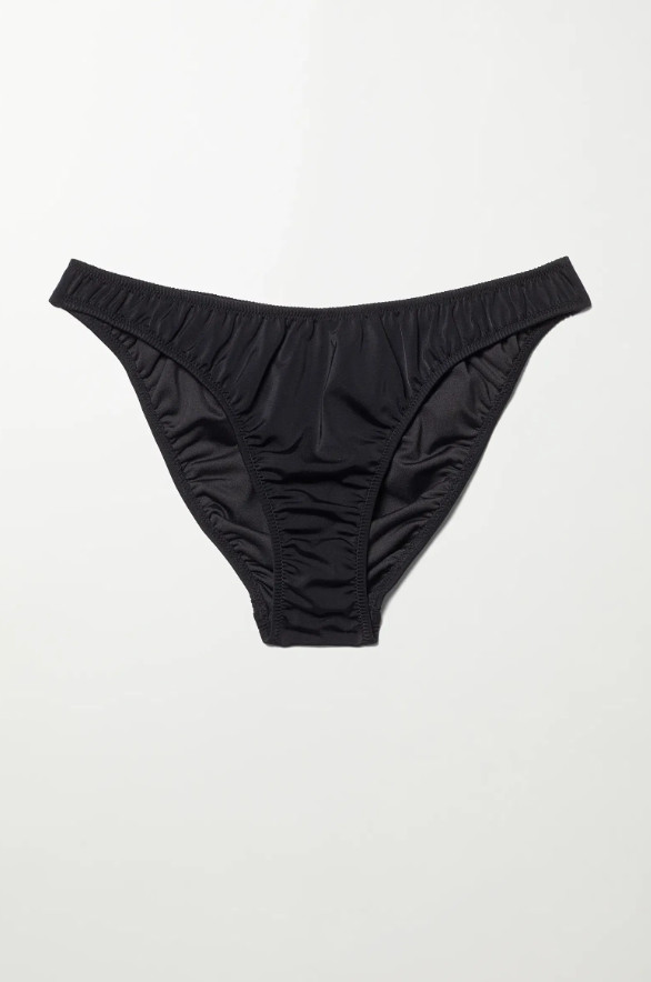 CZARNY DÓŁ OD BIKINI MARSZCZENIE