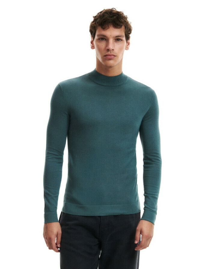 BEŻOWY SWETER OKRĄGŁY DEKOLT