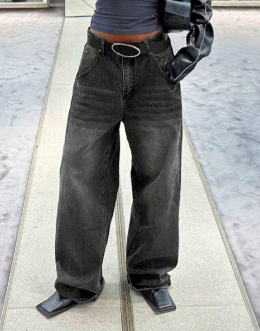 czarne spodnie jeans 