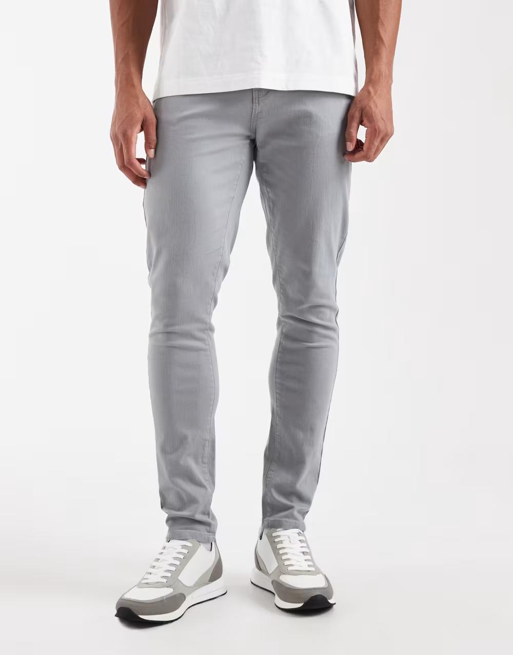 szare spodnie casual
