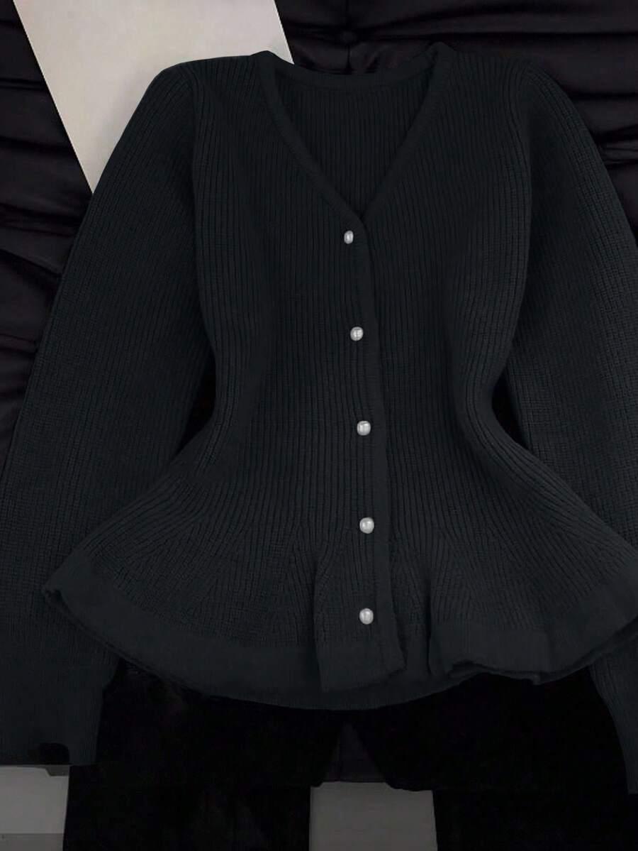 CZARNY SWETER GUZIKI