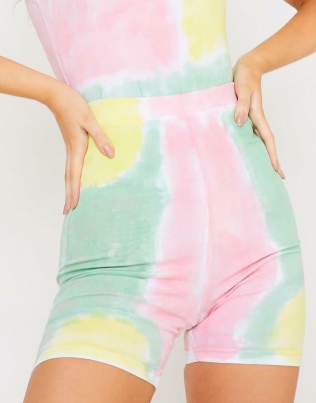 KRÓTKIE SPODENKI TIE DYE