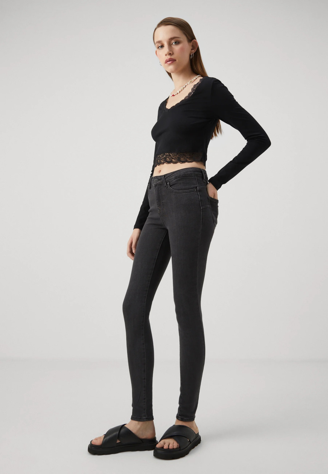 SZARE SPODNIE JEANS RURKI