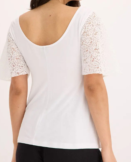 T-SHIRT Z KRÓTKIM RĘKAWEM