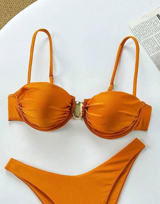 POMARAŃCZOWA GÓRA OD BIKINI