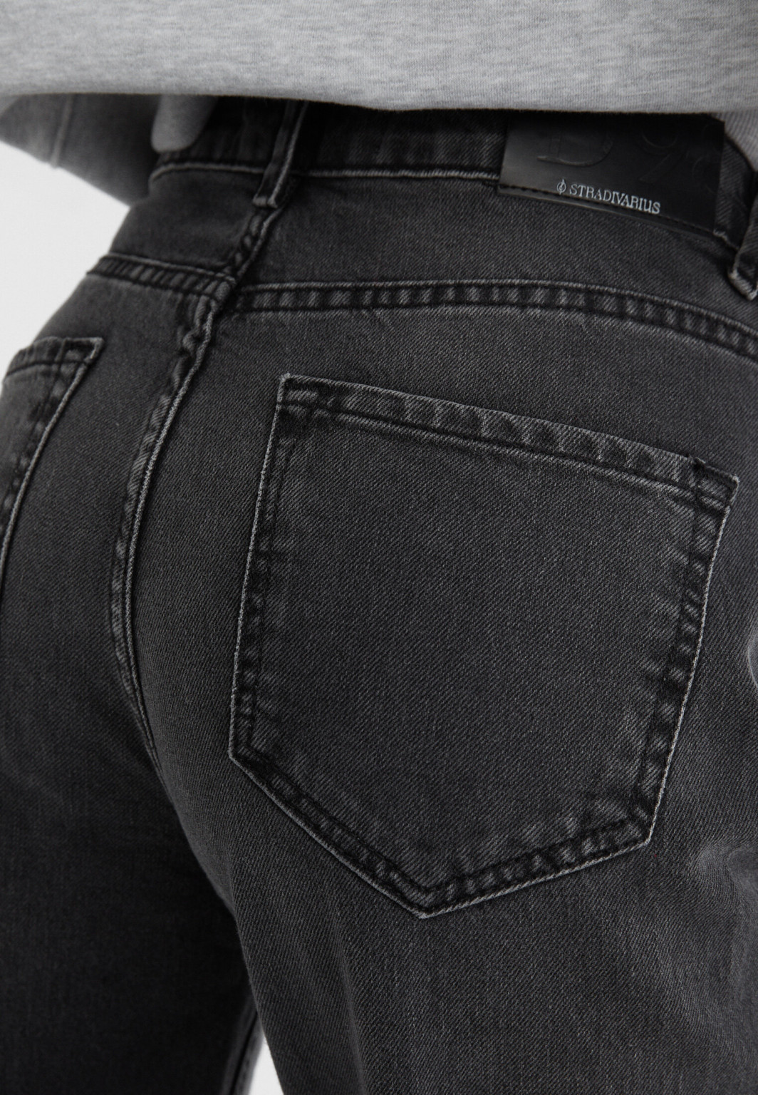 proste spodnie jeans wash effect