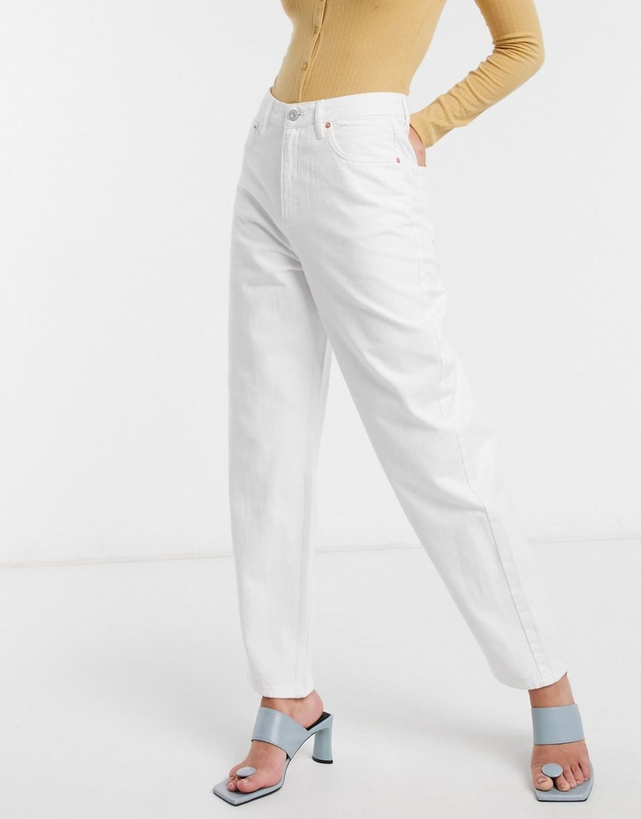 BIAŁE SPODNIE JEANS 
