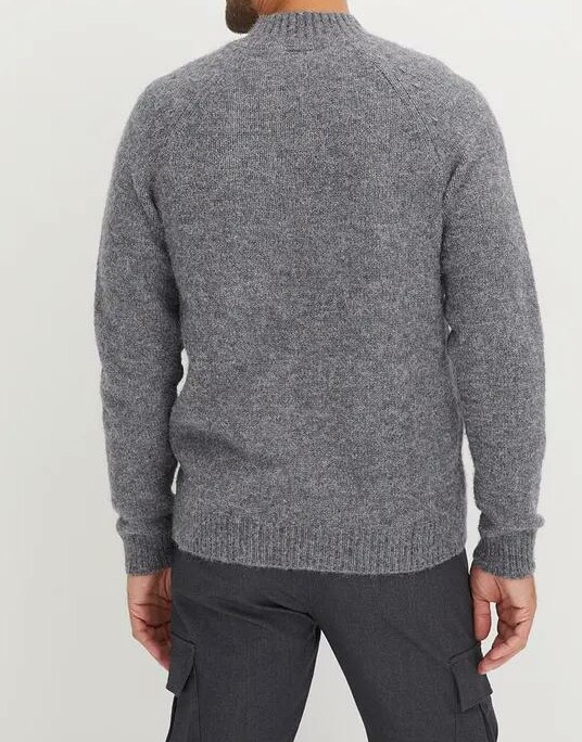 SWETER MĘSKI Z OKRĄGŁYM DEKOLTEM