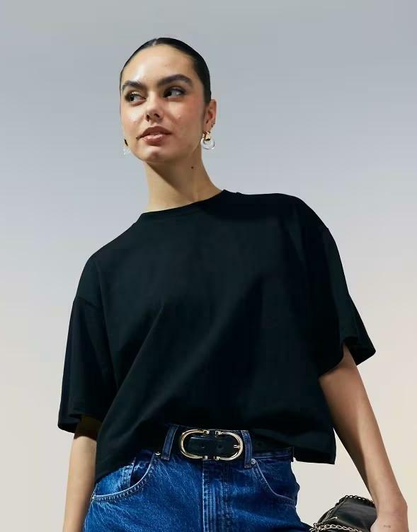 CZARNY T-SHIRT OVERSIZE