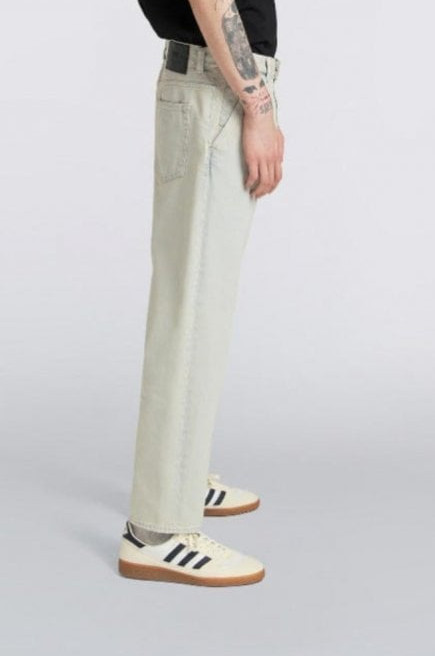 NIEBIESKIE SPODNIE JEANS WASH EFFECT