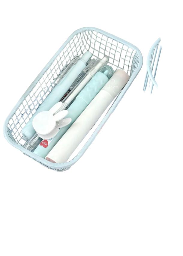 niebieski organizer na biurko