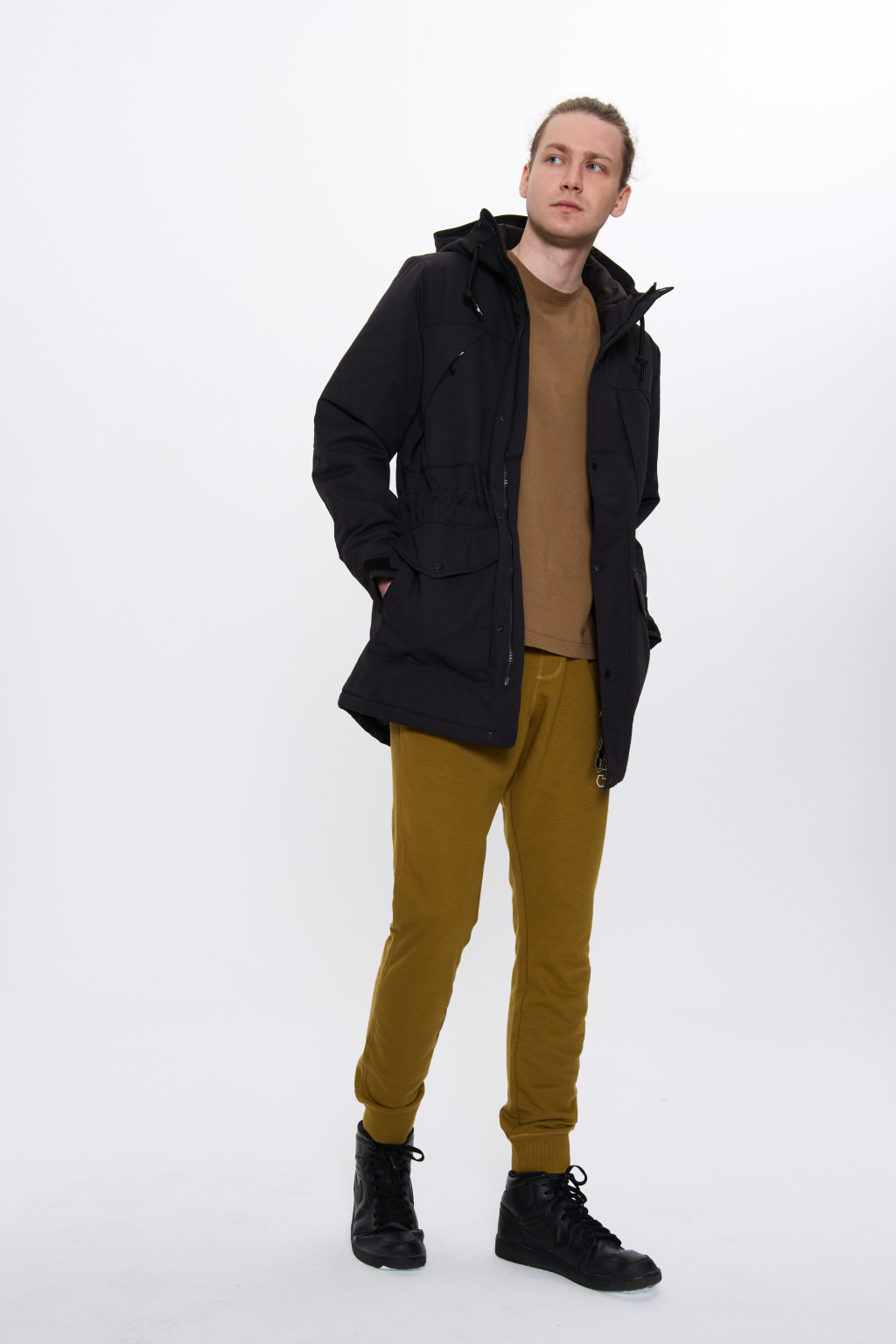 CZARNA KURTKA PARKA 2500018-19010