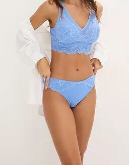 BIUSTONOSZ BRALETTE Z KWIATOWĄ KORONKĄ 
