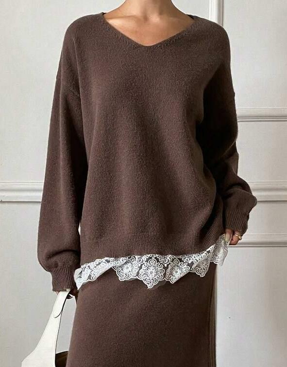 BRĄZOWY SWETER DŁUGI RĘKAW