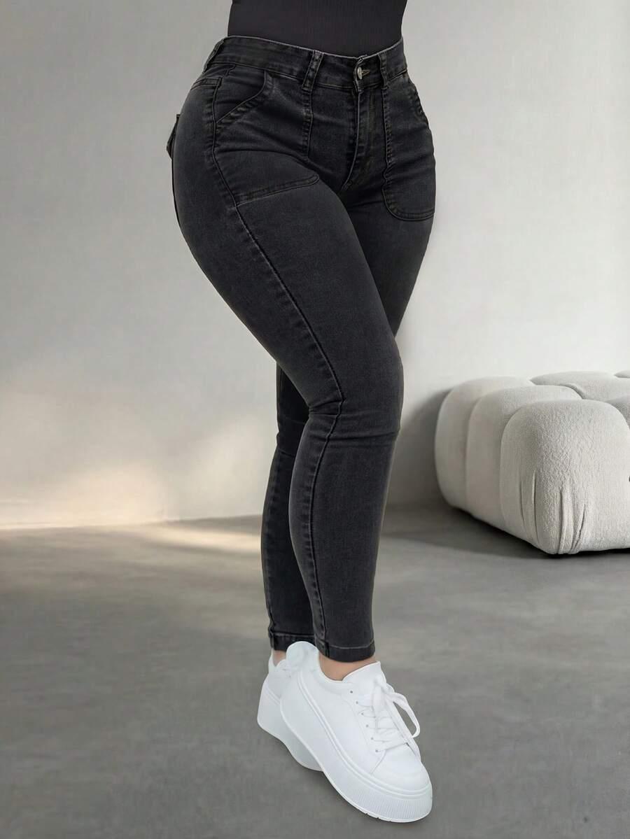 czarne spodnie jeans 
