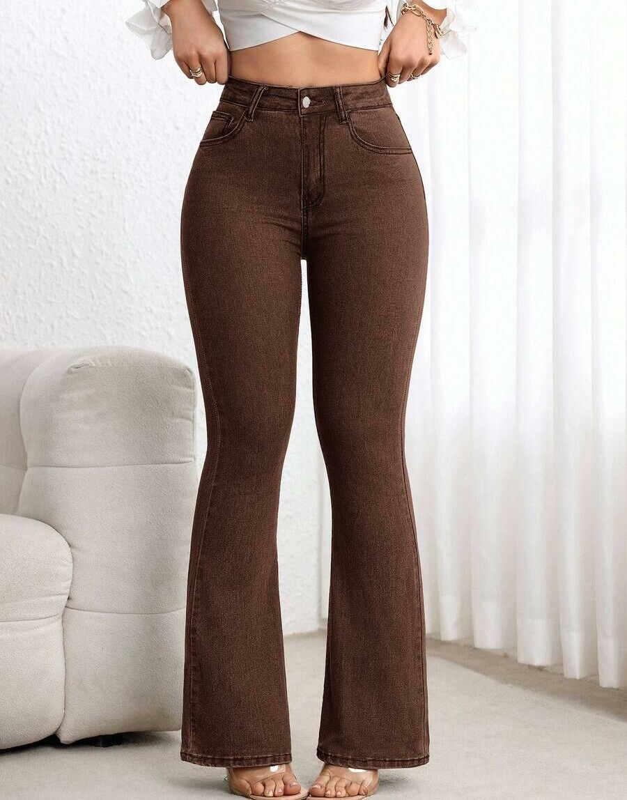 brązowe spodnie jeans dzwony
