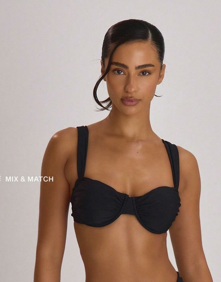 czarna góra od bikini 