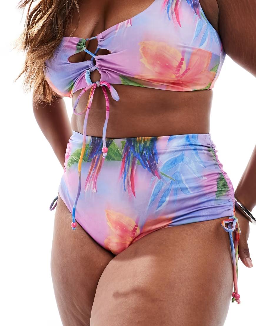 dół od bikini