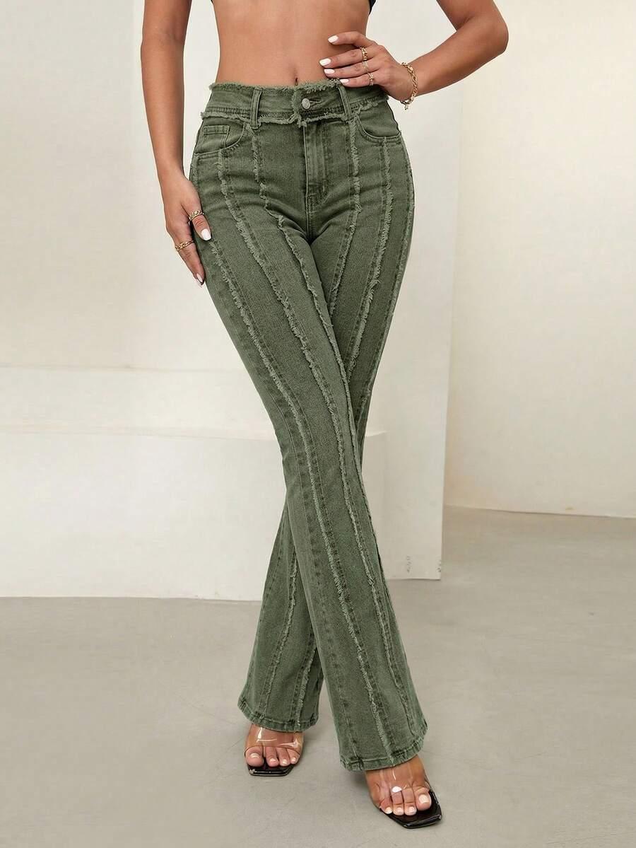 zielone spodnie jeans