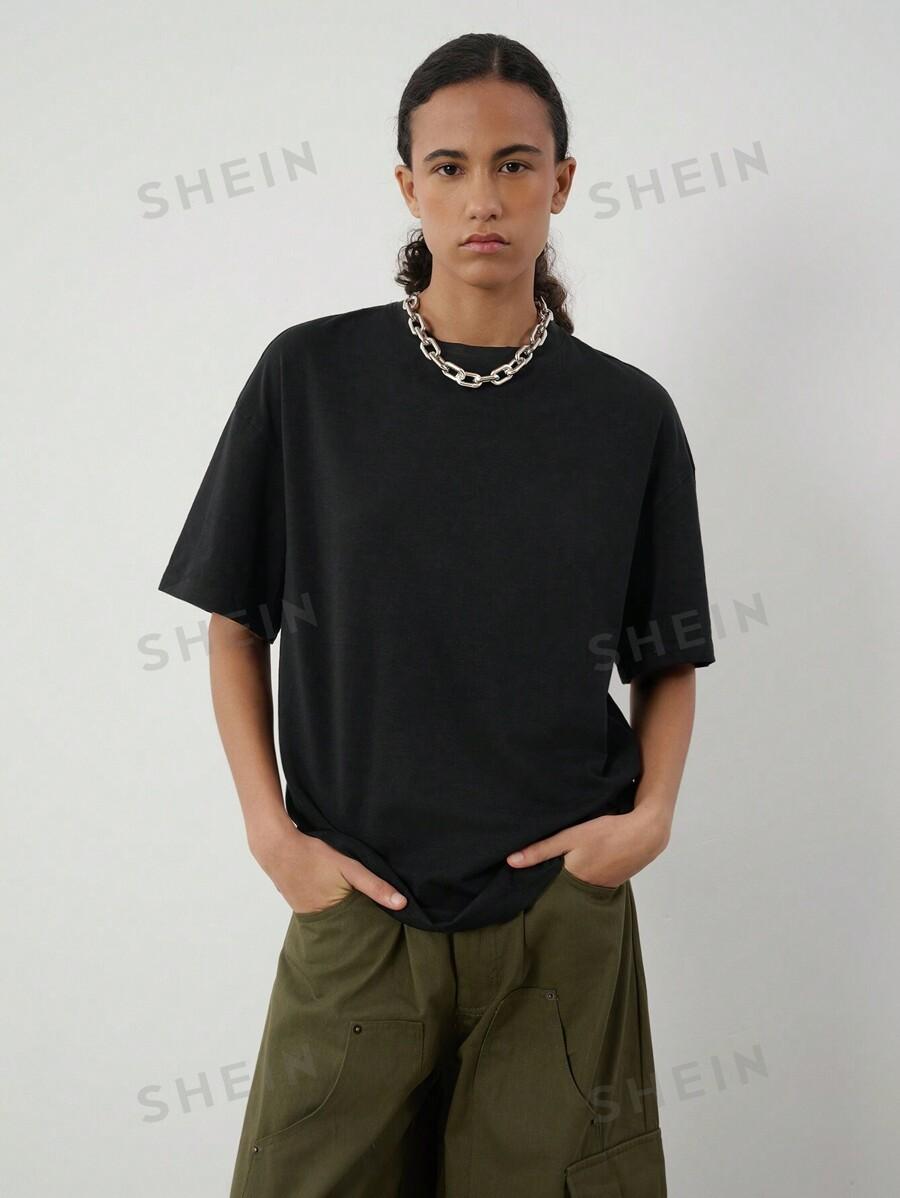 CZARNY T-SHIRT BASIC