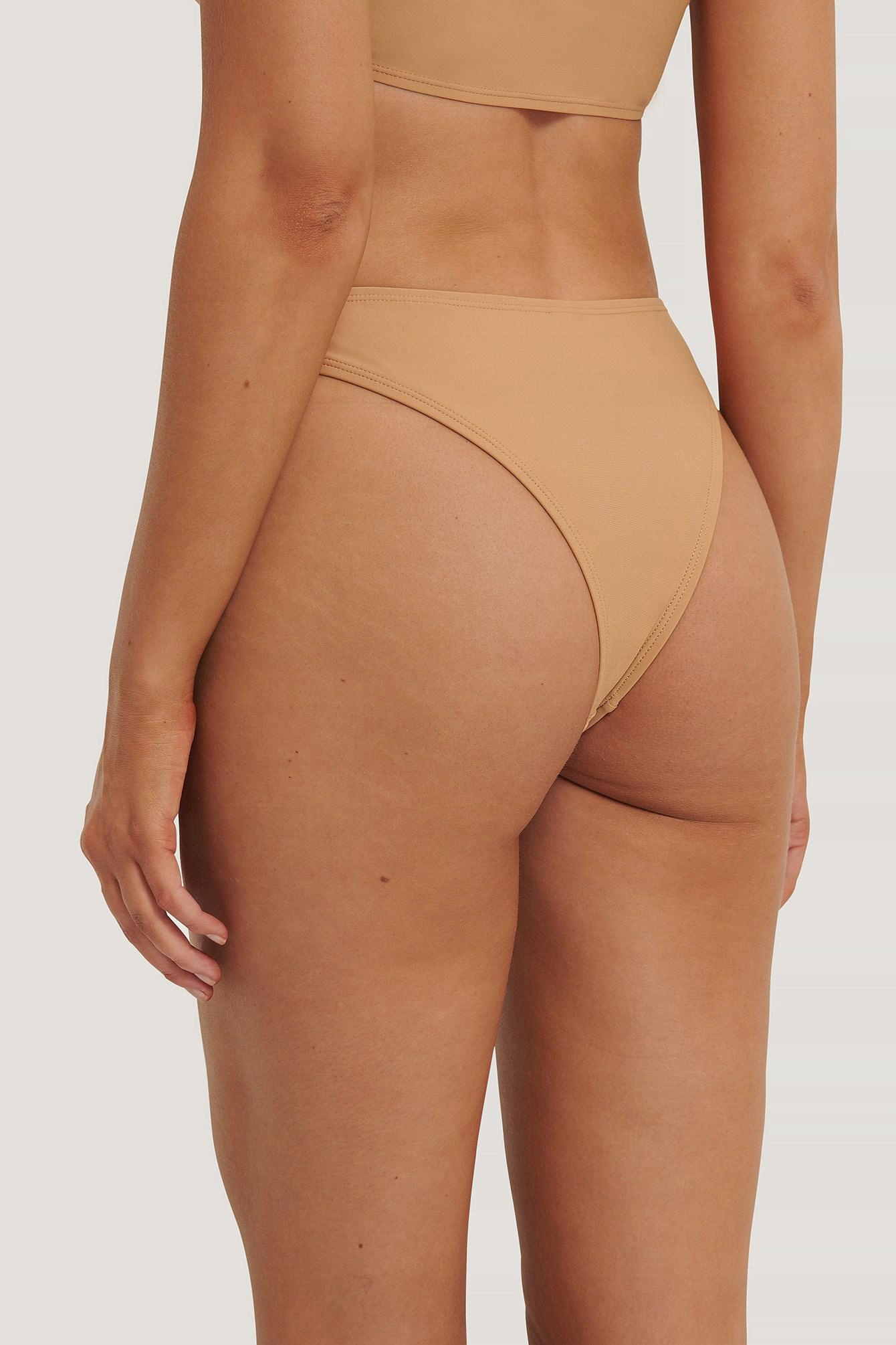 beżowy dół od bikini