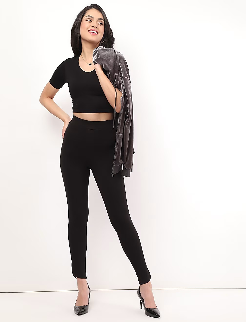 CZARNE KLASYCZNE LEGGINSY T59-4967K-Y0