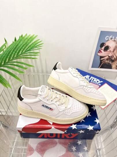 BIAŁE SZNUROWANE BUTY SPORTOWE 