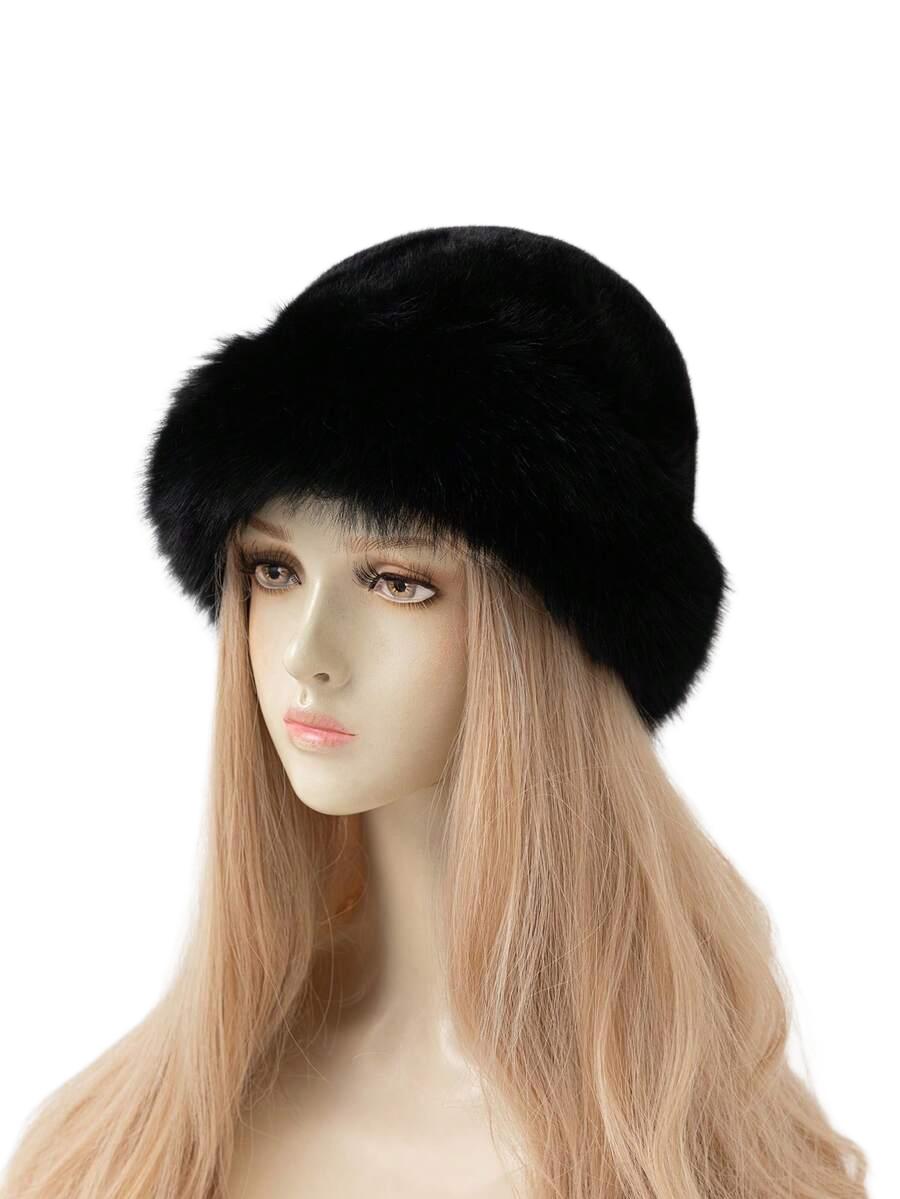 czarna czapka imitacja futra