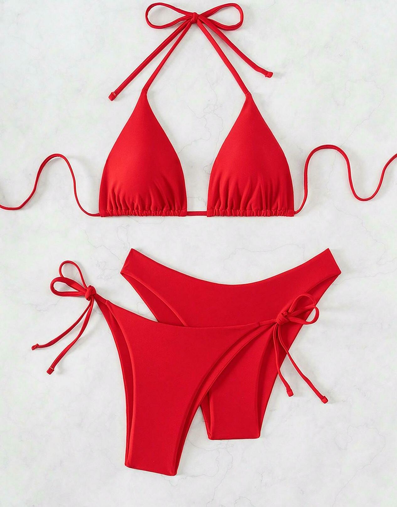 trzyczęściowy komplet bikini