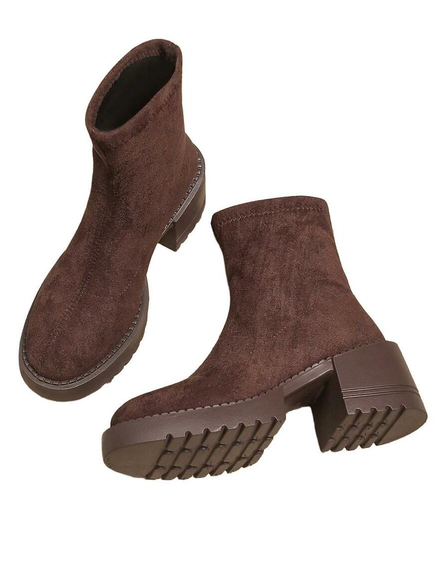 BUTY NA PLATFORMIE
