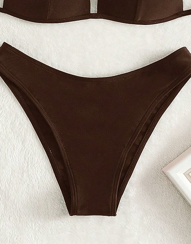 dół od bikini