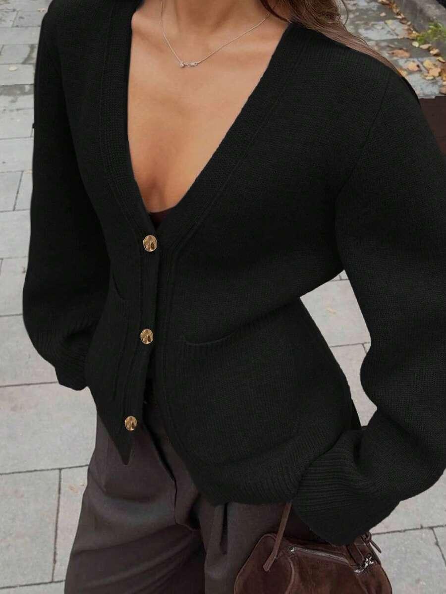 czarny sweter zapinany