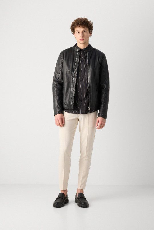 BEŻOWE SPODNIE SLIM FIT KIESZENIE ZAMEK 