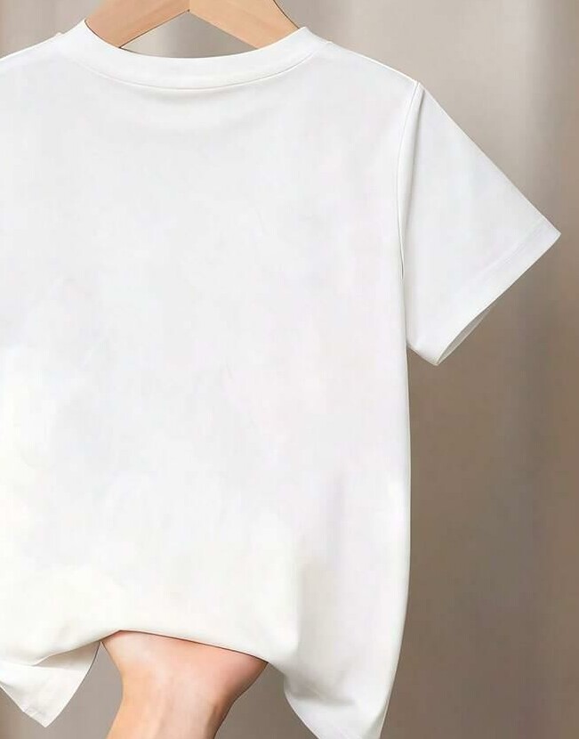 biały t-shirt nadruk