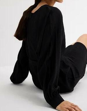 SUKIENKA MINI Z FAKTURĄ